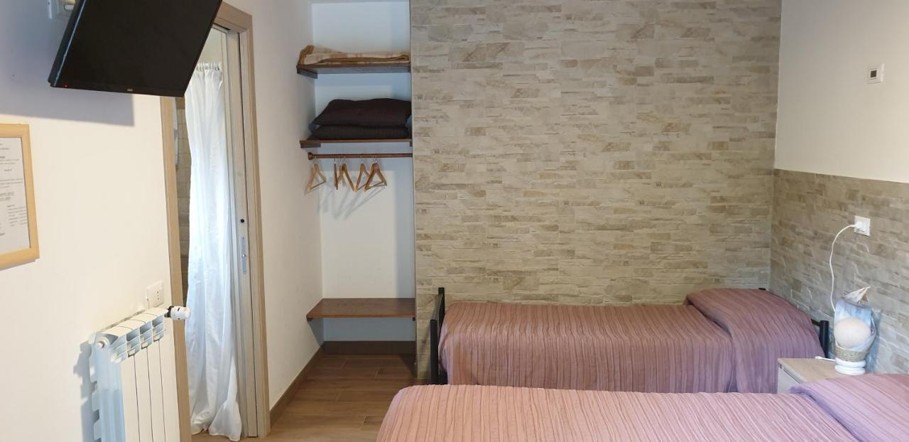 Agriturismo Il Casale Pica Posta Extérieur photo